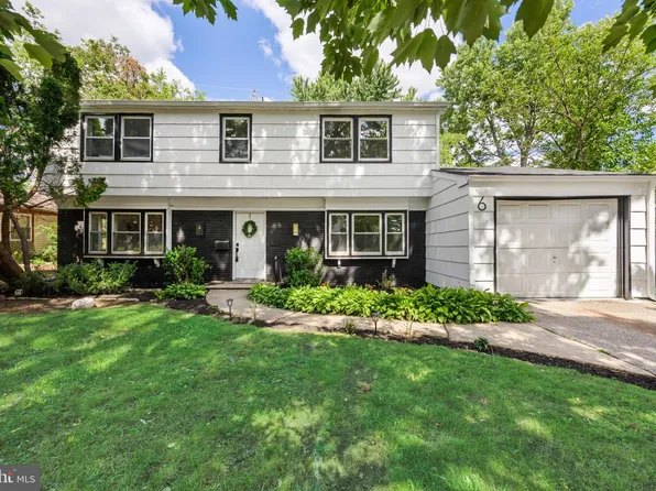 6 Hasting Ln, Willingboro, NJ 08046