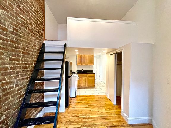 2nd image of 474 W 146th St #1F
