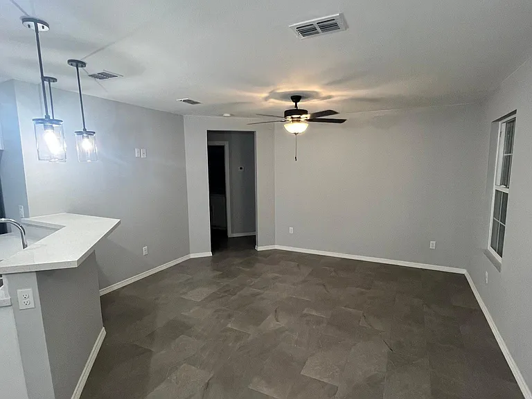 2124 Northridge Ave #C — Photo 6