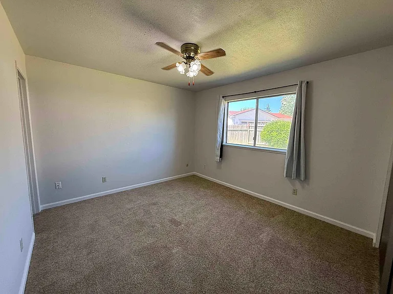 9262 Terra Linda Dr — Photo 6