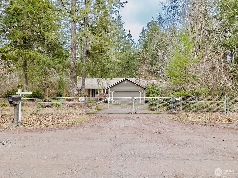 1st image of 13504 135th Avenue NW