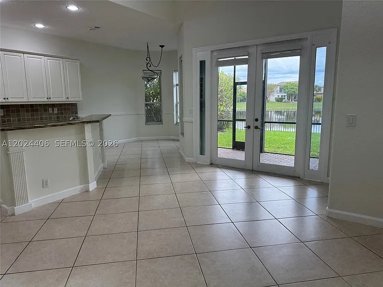 12400 NW 78th Mnr #0 — Photo 7