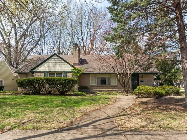 810 Woodlane Ave, Rockford, IL 61107