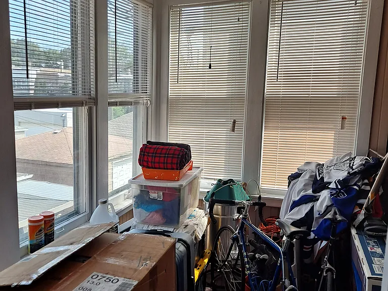2254 W Addison St #2 — Photo 14