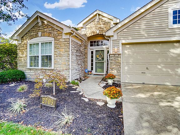 5th image of 2703 Saint Charles Cir