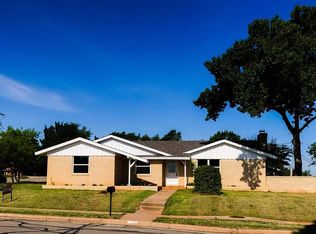 1720 Ridgemont Dr, Wichita Falls, TX 76309