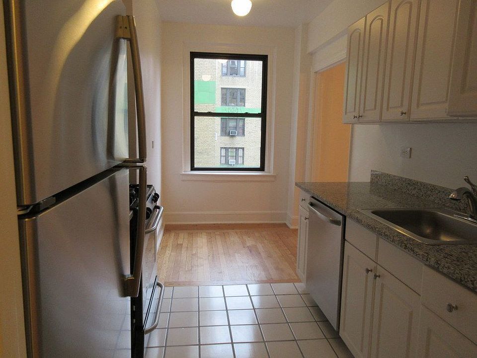 1st image of 210 E 68th St APT 14J