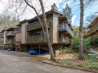 7540 SW Barnes Rd, Portland, OR 97225