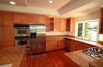 5th image of 9221 52nd Ln NE
