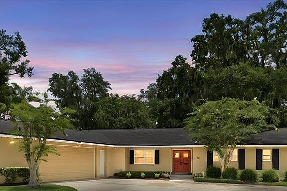 4th image of 421 ELLIOTT AVENUE