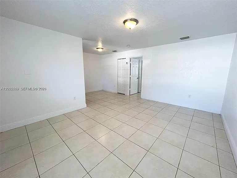 2070 NE 162nd St #4 — Photo 9