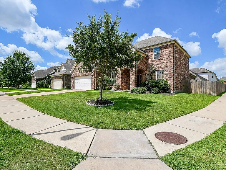 4302 Trinity Creek Ct — Photo 3