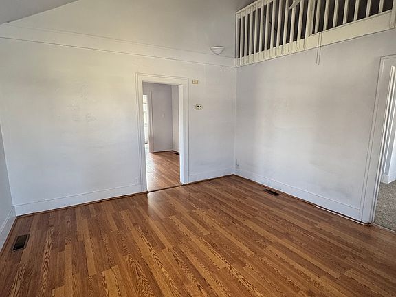 2nd image of 25719 Kitch St