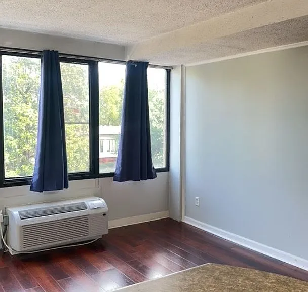 1700 Clinch Ave #414 — Photo 4