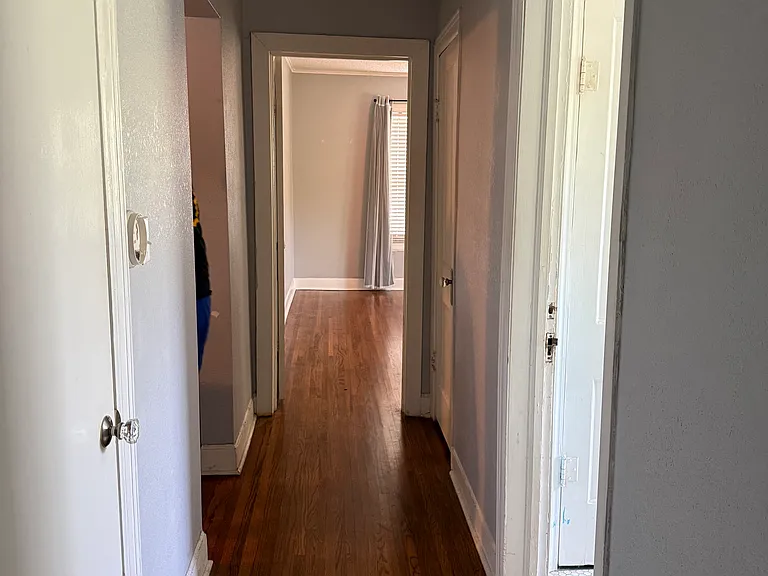 1348 S Florence Ave — Photo 6