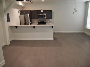55 N Water St APT 1, Lititz, PA 17543