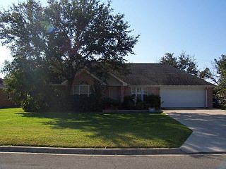 1st image of 117 Sandlewood Ln W
