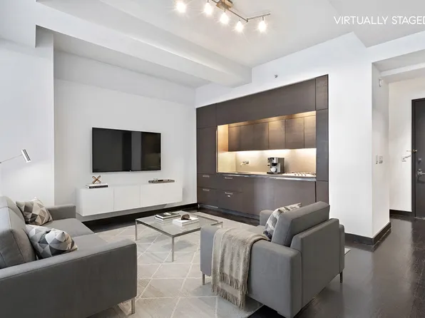 20 Pine Street image 1 of 23