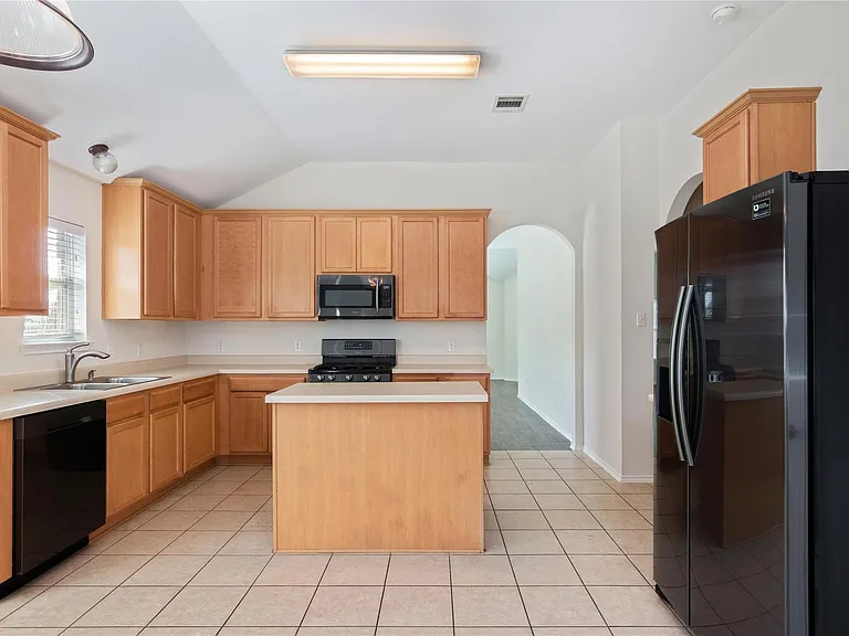 1117 Alexandria Way — Photo 12