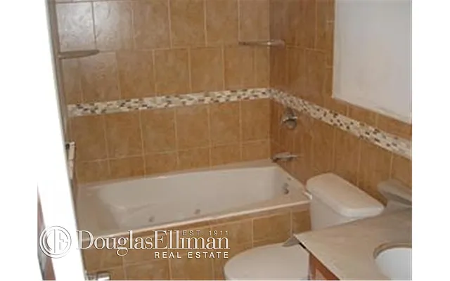 Rented by Douglas Elliman | media 17