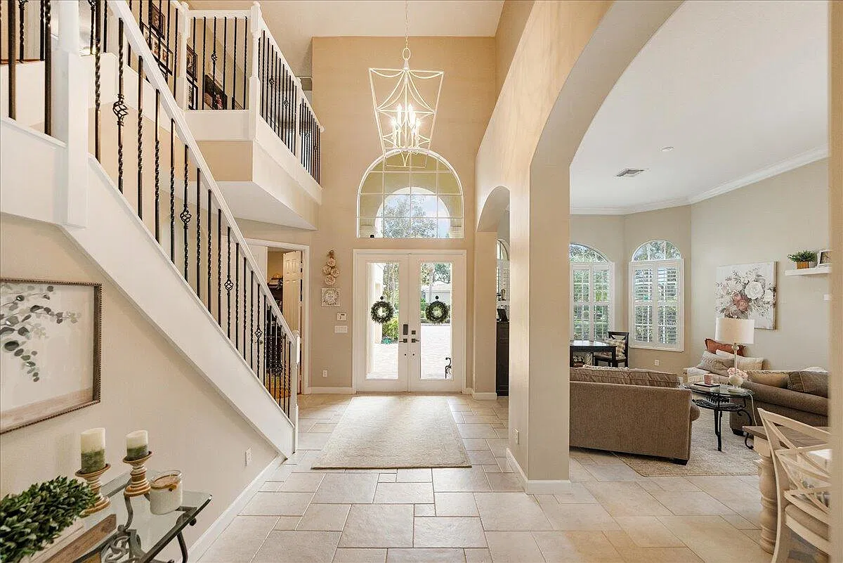 4 bed, 3256 sqft, $7,000 — Photo 4