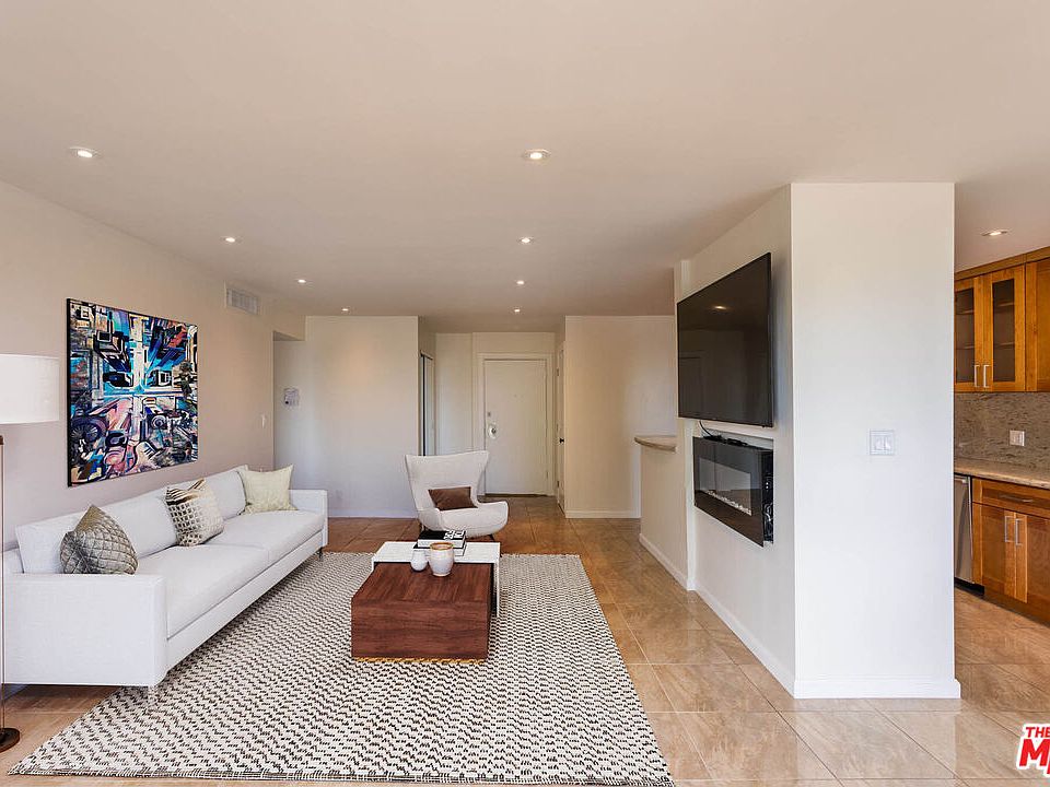 1st image of 403 N Oakhurst Dr APT 303