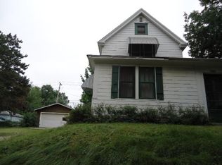 1030 4th St E, Saint Paul, MN 55106