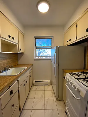 Rented by Worth Property Group | media 10