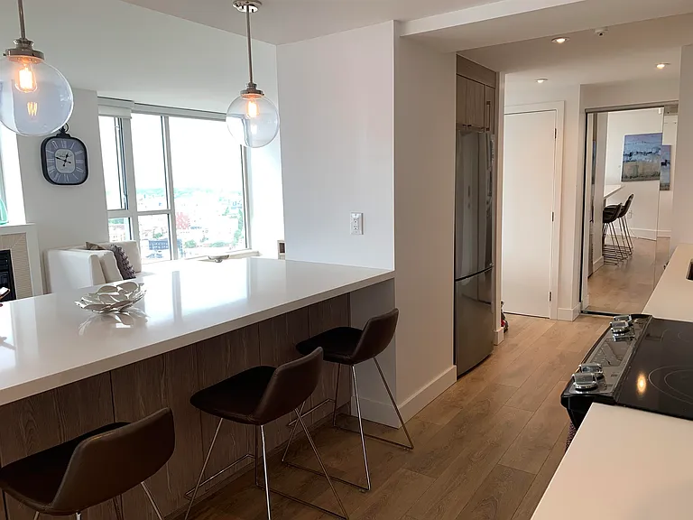 183 Keefer Pl #3102 — Photo 9