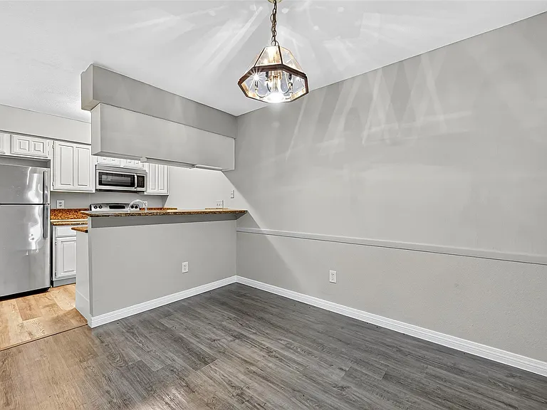 2110 Wilcrest Dr #138 — Photo 26