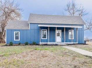 506 W Locust St, Tuttle, OK 73089