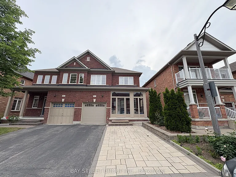 28 Prebble Dr — Photo 2