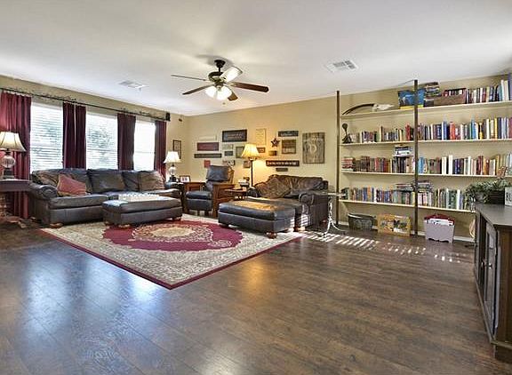 4th image of 1203 Samson Dr