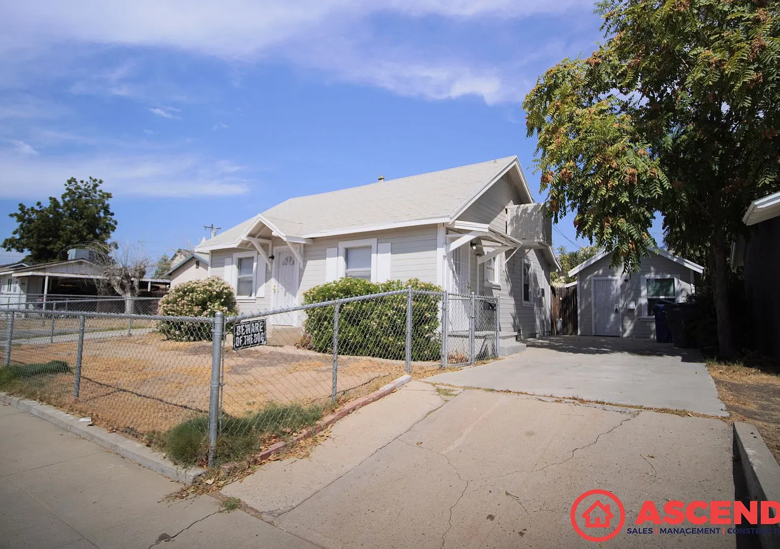 412 El Tejon Ave — Photo 1