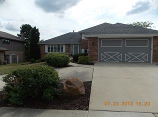 13716 Santa Fe Trl, Orland Park, IL