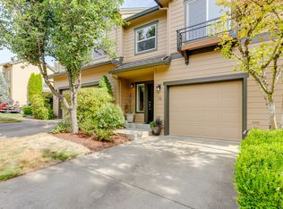 16 Summit Ridge Ct, Lake Oswego, OR 97035
