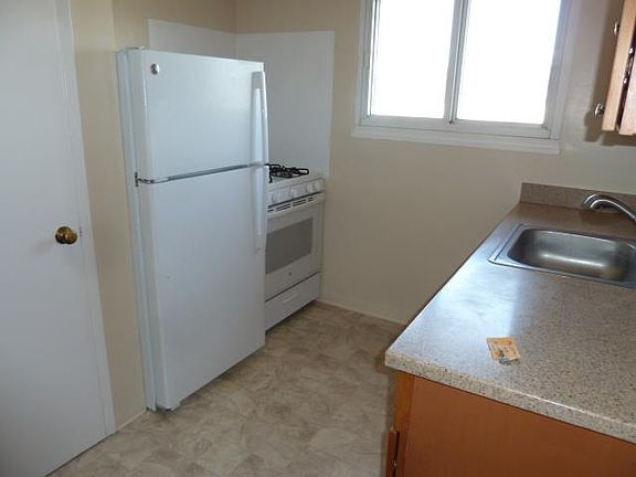 5th image of 134 W Virginia St