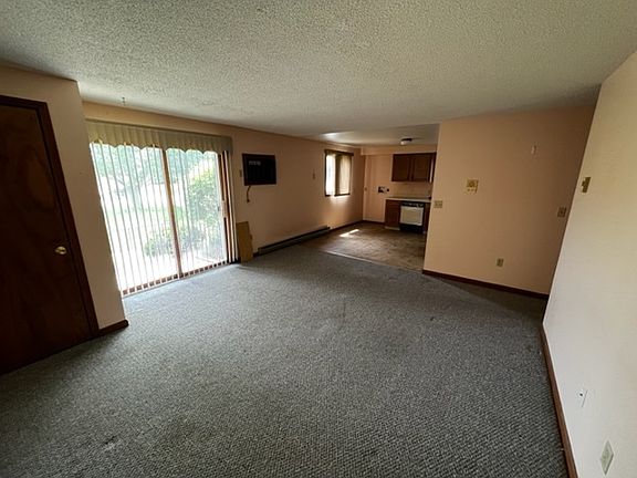 5th image of 2175 Violet Cir APT 1