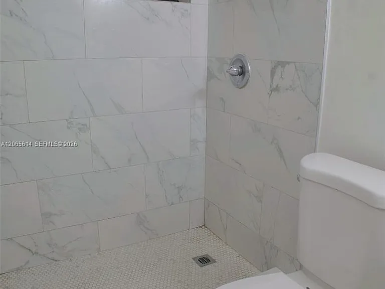 4271 NW 11th St #4 — Photo 16
