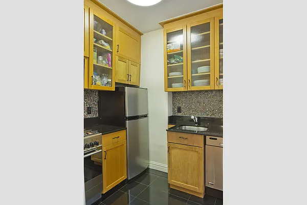 Sold by Stribling | media 15