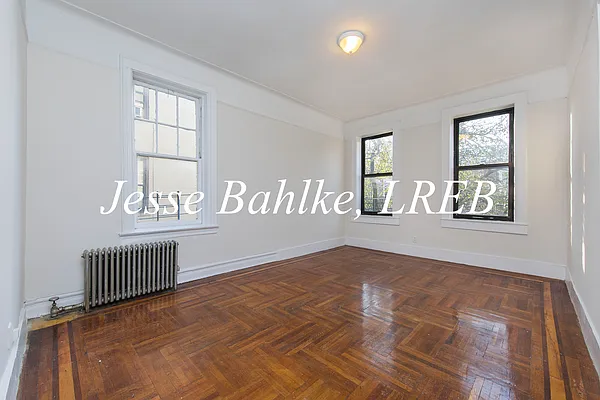 Rented by Jesse Bahlke, LREB | media 26