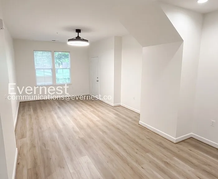 42536 Mayflower Ter — Photo 5