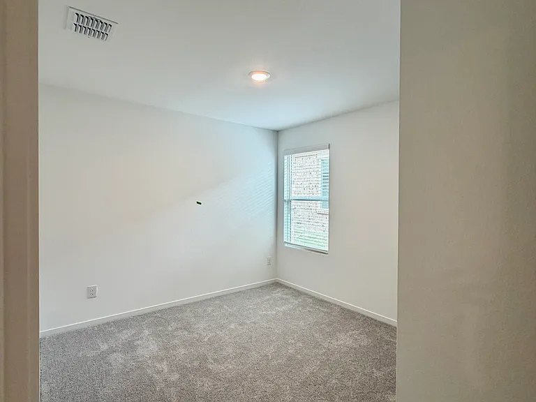 1332 Alfred St — Photo 18