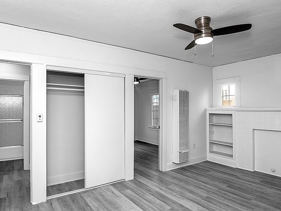 2nd image of 1109 N Lake Ave #2