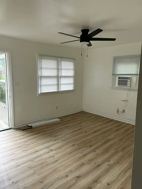 2 bed, $850 — Photo 2