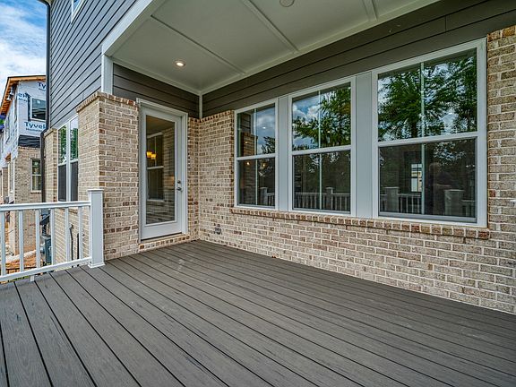 Everton Homesite 17 Outdoor Living Space
