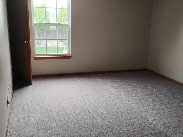 3280 Hopkins Ct — Photo 10