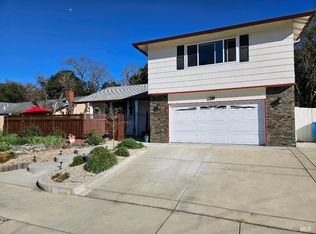 1564 Cunningham Way, Santa Rosa, CA 95403