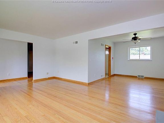 3rd image of 1910 Bona Vista Dr