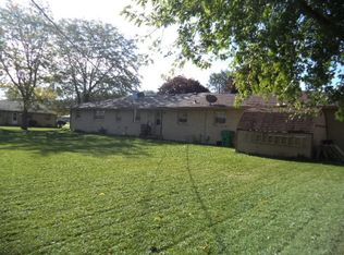 2101 Davis Dr, Belvidere, IL 61008